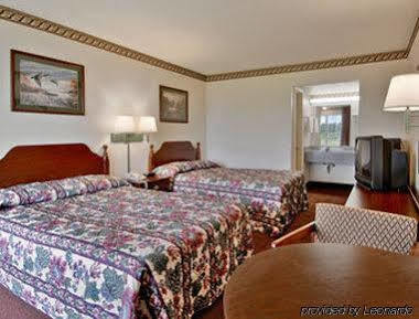 Rodeway Inn Concord Exteriör bild